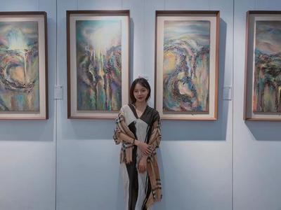 廈門新銳美女藝術家上美西舟亮相2019中國(廈門)國際收藏投資博覽會，專業會務服務護航藝術之旅